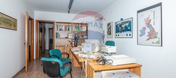 Propiedad comercial de 10 habitaciónes en Ragusa, Italy No. 55099 4