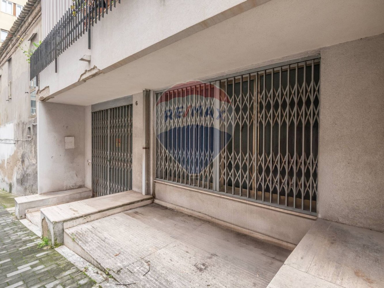 Propiedad comercial de 10 habitaciónes en Ragusa, Italy No. 55099