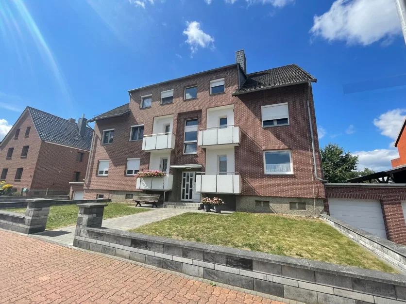 2 bedrooms Apartment in Hanover, Germany No. 282706