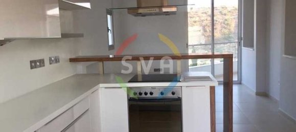 4 bedrooms Penthouse in Germasogeia, Cyprus No. 8228 5