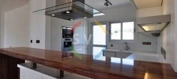 4 bedrooms Penthouse in Germasogeia, Cyprus No. 8228 6
