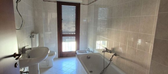4 chambres Penthouse à Santa Croce sull'Arno, Italy No. 70897 13