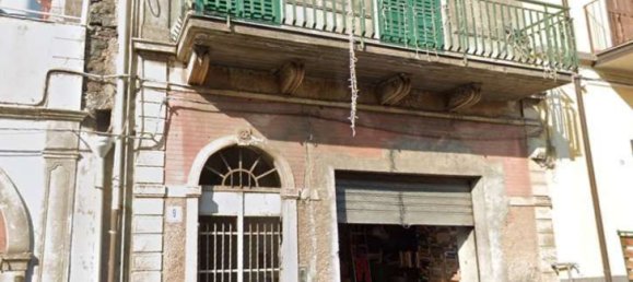 3 rooms Apartment in Catania, Italy No. 48695 4