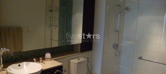 2 bedrooms Condo in Pattaya, Thailand No. 7675 7