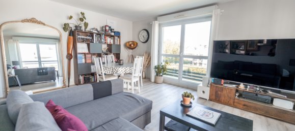 2 bedrooms Apartment in Carrieres-sur-Seine, France No. 161898 2