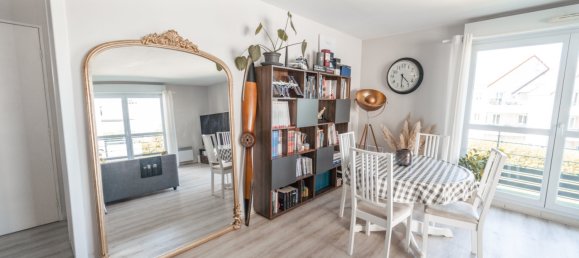 2 bedrooms Apartment in Carrieres-sur-Seine, France No. 161898 5