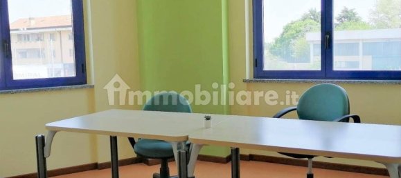 300m² Office in Nova Milanese, Italy No. 149956 11