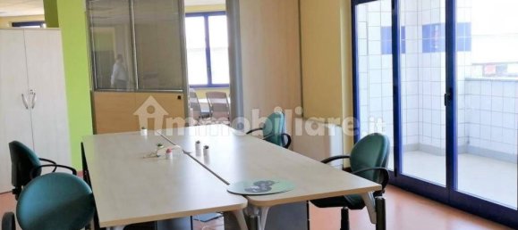 300m² Office in Nova Milanese, Italy No. 149956 10