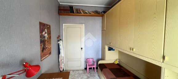 3 rooms Apartment in Genoa, Italy No. 236879 10