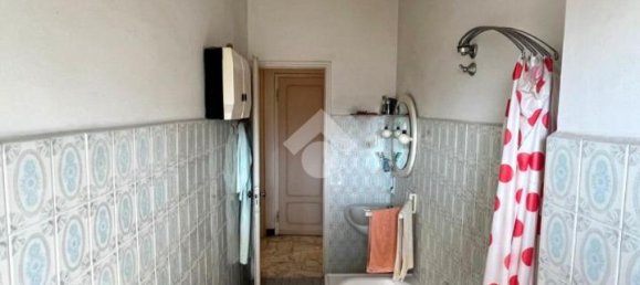 3 rooms Apartment in Genoa, Italy No. 236879 12