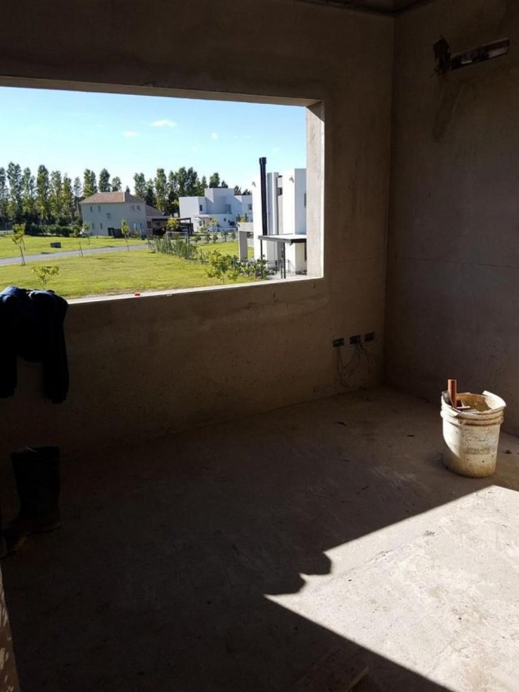 3 غرف نوم منزل في Tigre, Argentina رقم 20610