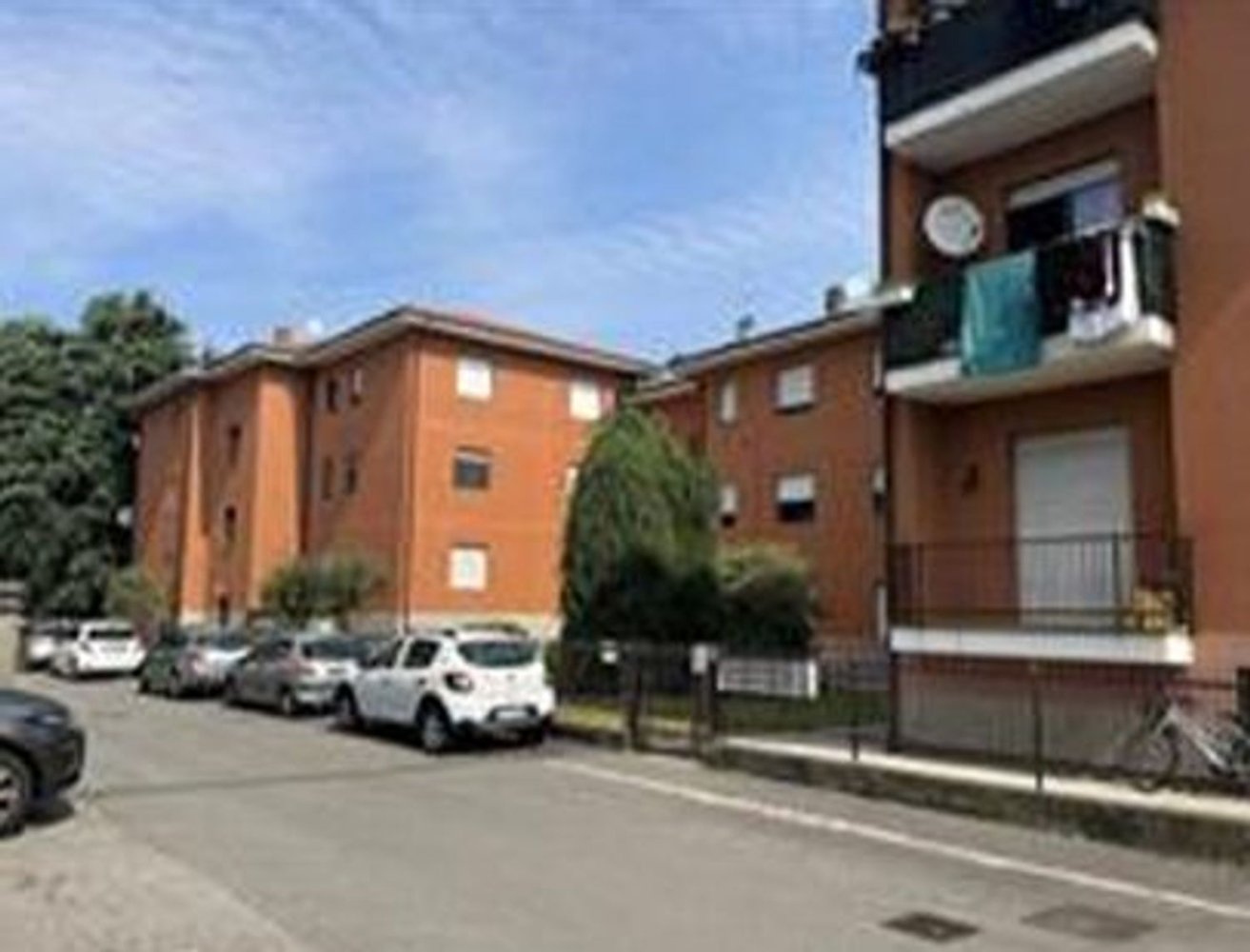 2غرفة شقة في Merate, Italy رقم 15767