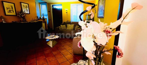 Дом с 3 спальнями в Рончелло, Италия № 380369 6