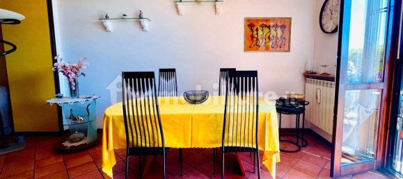 Дом с 3 спальнями в Рончелло, Италия № 380369 9