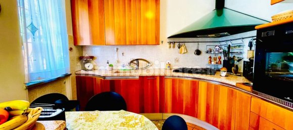 Дом с 3 спальнями в Рончелло, Италия № 380369 10