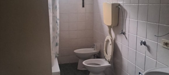 3 rooms Apartment in Vicenza, Italy No. 350327 6