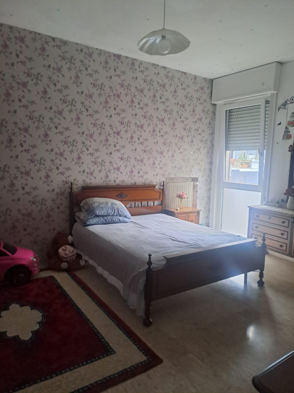 3 rooms Apartment in Vicenza, Italy No. 350327