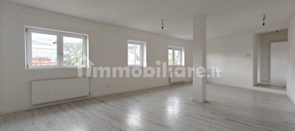 2 bedrooms Apartment in Udine, Italy No. 17904 8