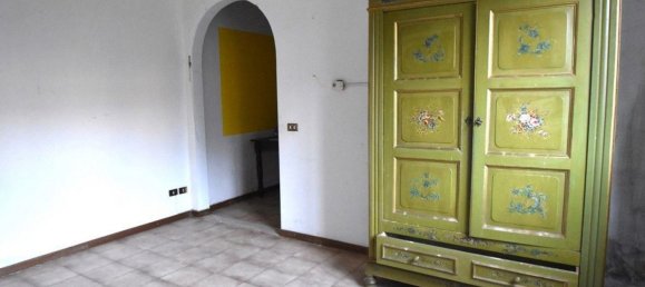 3 rooms Apartment in Magenta, Italy No. 80708 3