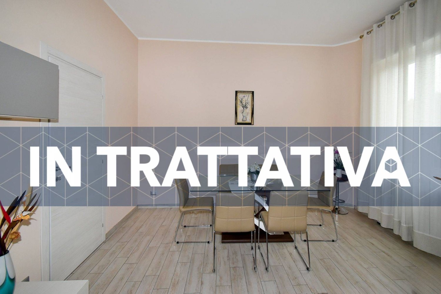 Квартира с 3 комнатами в Леньяно, Италия № 32260