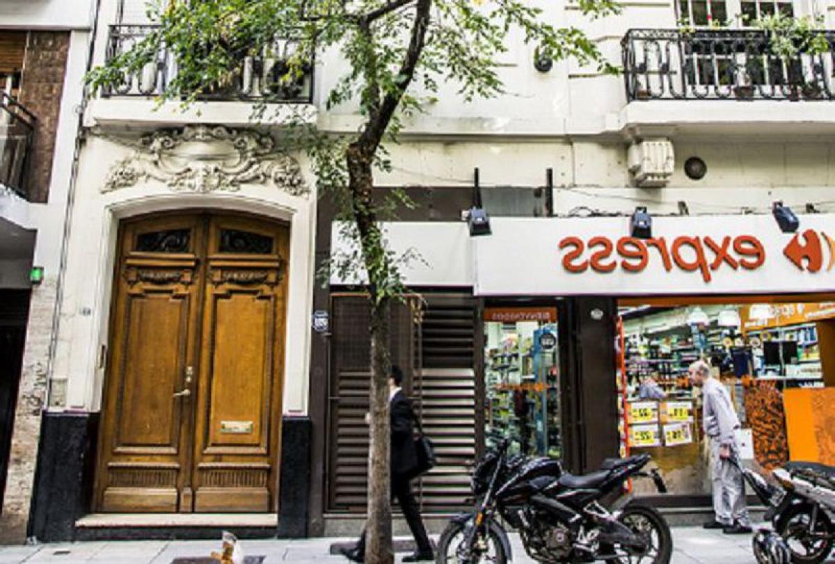 4 bedrooms Apartment in Buenos Aires, Argentina No. 79932