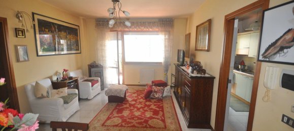 3 chambres Appartement à Rieti, Italy No. 348014 2