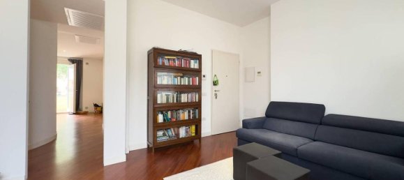 3غرفة شقة في Cagliari, Italy رقم 39790 2