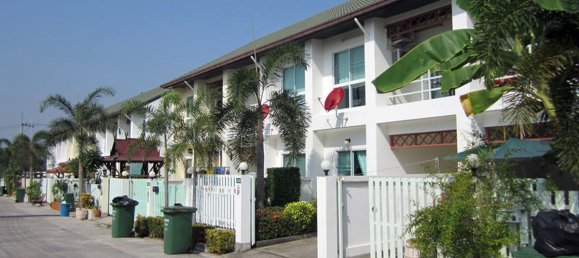 Café/restaurante de 3 dormitorios en Pattaya, Thailand No. 651 9