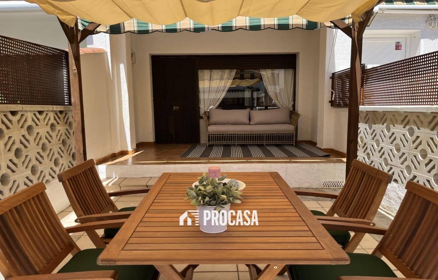 2 bedrooms Townhouse in Empuriabrava, Spain No. 162400