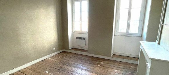 215m² Building in Bordeaux, France No. 298647 6