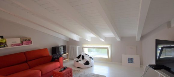 5 rooms Villa in Parma, Italy No. 237766 8