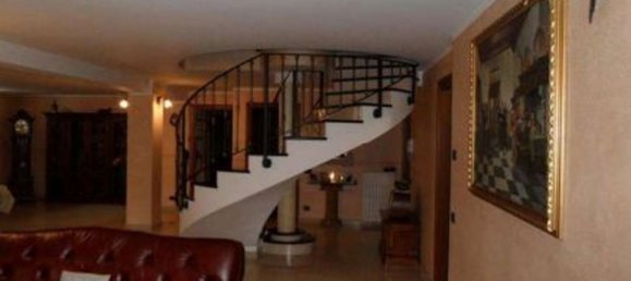 Вилла с 4 комнатами в Монца, Италия № 6250 18