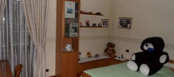 Вилла с 4 комнатами в Монца, Италия № 6250 14