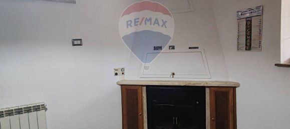 4 bedrooms Apartment in Vallerotonda, Italy No. 324136 3