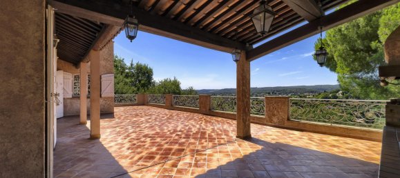 Villa de 4 dormitorios en Alpes-Maritimes, France No. 298380 2