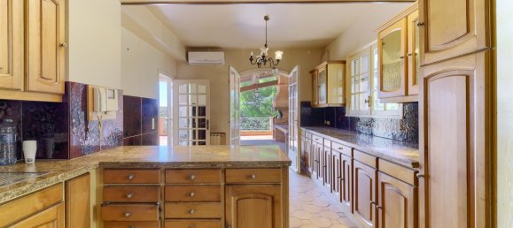 Villa de 4 dormitorios en Alpes-Maritimes, France No. 298380 9