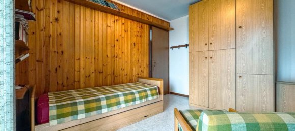 Casa de 5 divisões em Oleggio, Italy N.º 297044 18