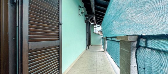 Casa de 5 divisões em Oleggio, Italy N.º 297044 24