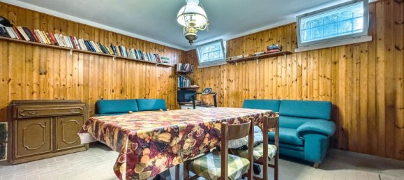 Casa de 5 divisões em Oleggio, Italy N.º 297044 26