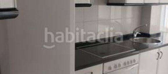 Apartamento de 3 dormitorios en Orense, Spain No. 157753 3