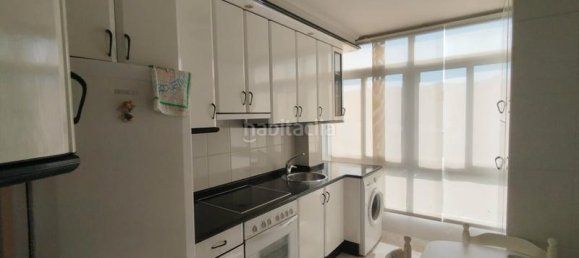 Apartamento de 3 dormitorios en Orense, Spain No. 157753 2