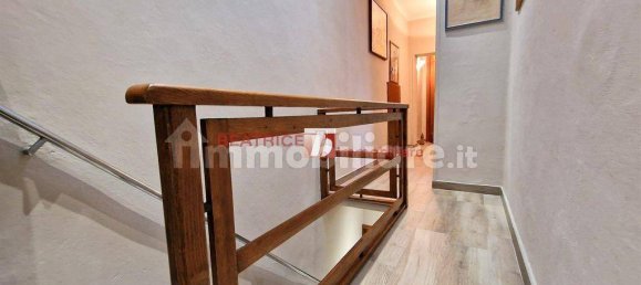 3 bedrooms House in Lucca, Italy No. 12293 18