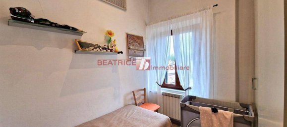 3 bedrooms House in Lucca, Italy No. 12293 23