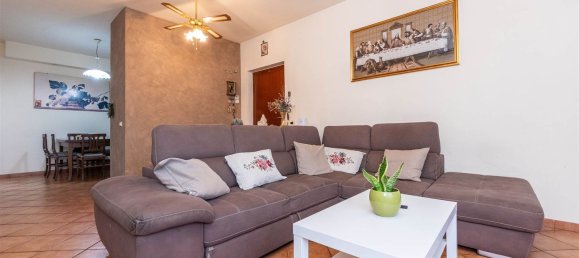 5 bedrooms Apartment in Pistoia, Italy No. 326830 30