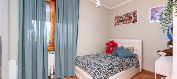 5 bedrooms Apartment in Pistoia, Italy No. 326830 25