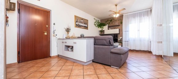 5 bedrooms Apartment in Pistoia, Italy No. 326830 12