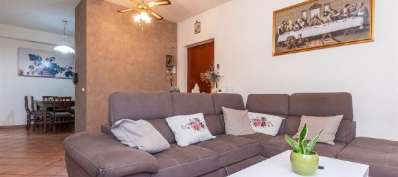 5 bedrooms Apartment in Pistoia, Italy No. 326830 4