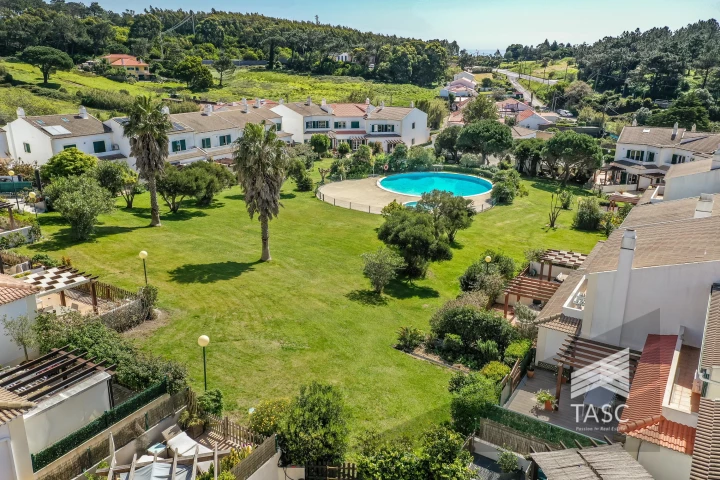 4 bedrooms House in Cascais, Portugal No. 265594