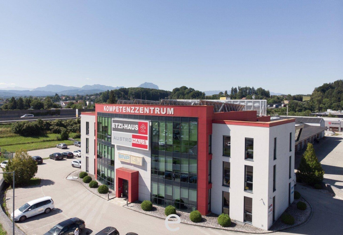 Oficina en Vorchdorf, Austria 1035 m² No. 35118