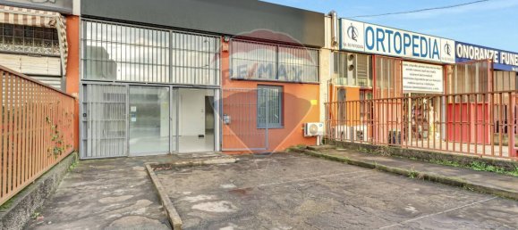 Imóvel comercial de 3 divisões em Pieve Emanuele, Italy N.º 265349 18